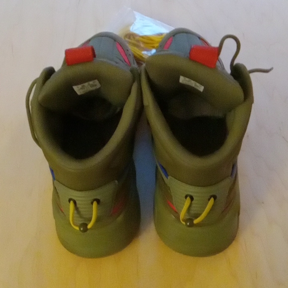 ***SOLD***Puma RS-X Running System sneakers..olive green and orange. - Picture 7 of 8